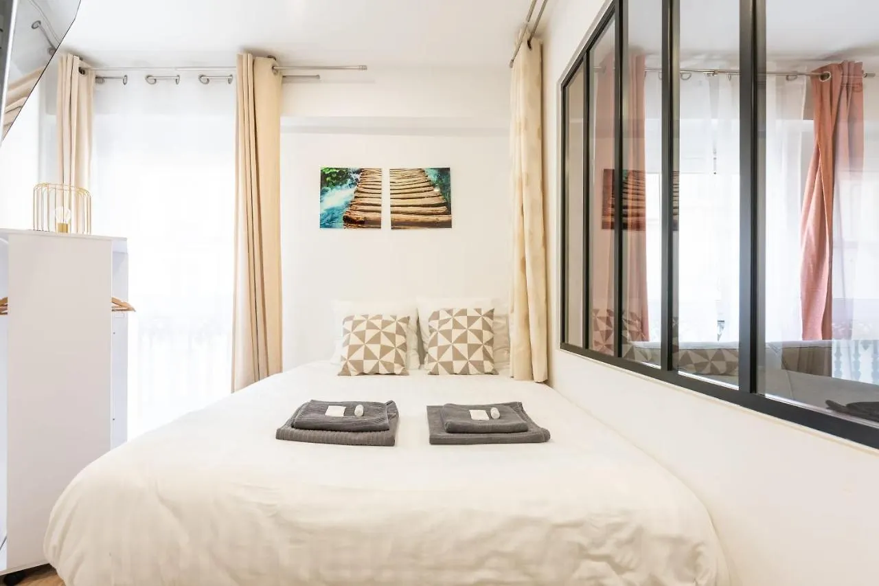 アパート Nice And Warm Flat For Four Or Six People In Paris City Center フランス