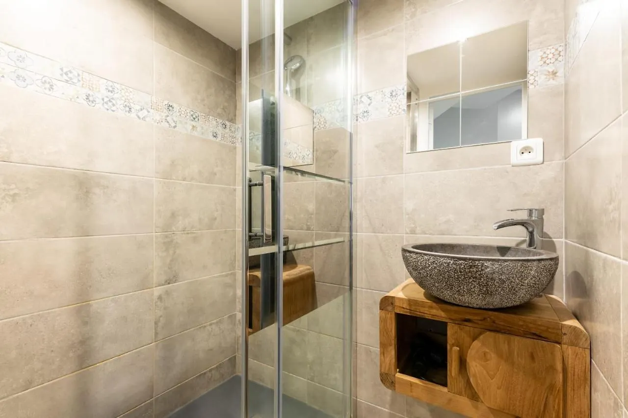 Nice And Warm Flat For Four Or Six People In Paris City Center 0*,